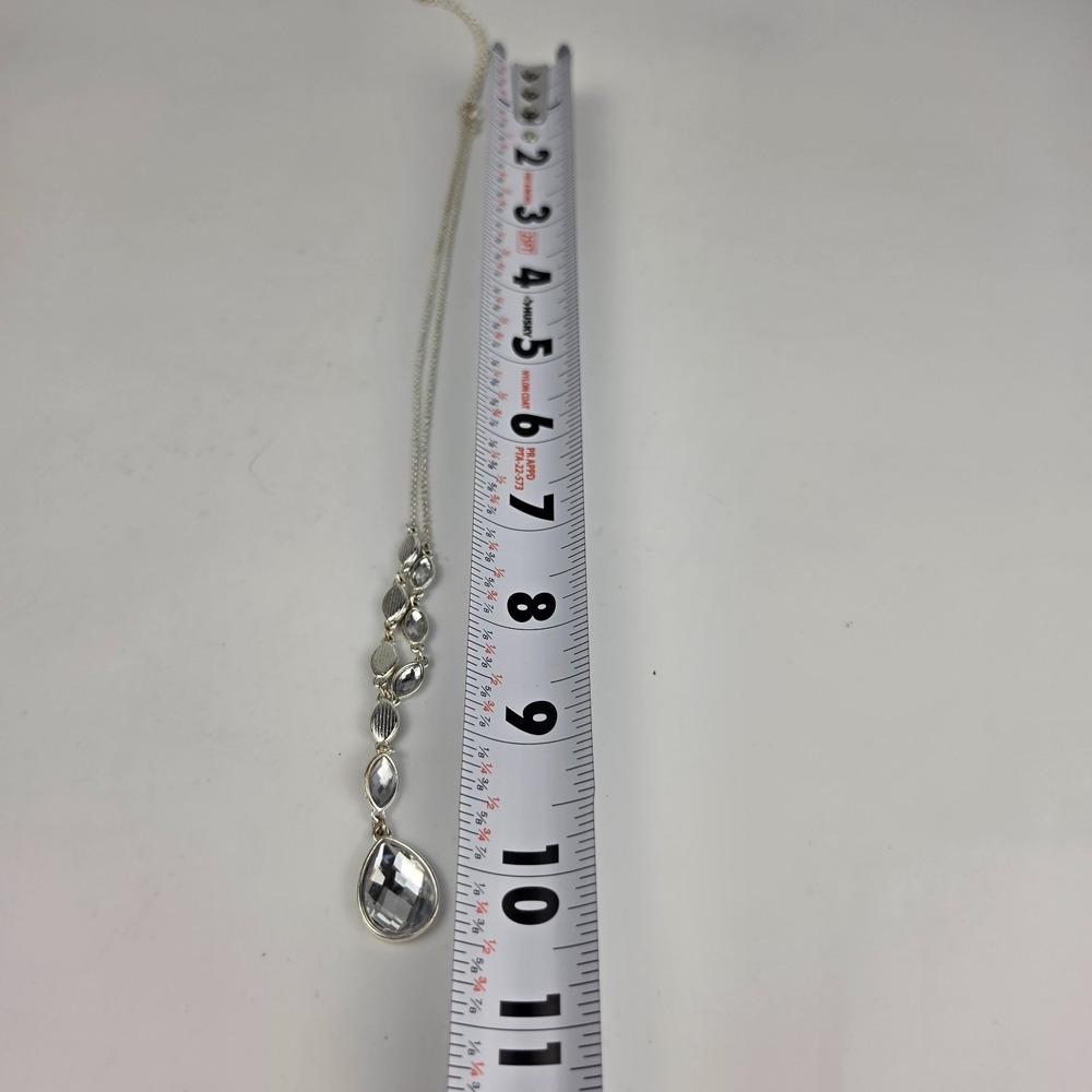 Mod Faceted Necklace and Pierced Earring Gift Set‎ Avon - Picture 15 of 16